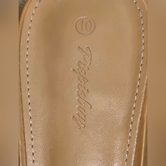Piepiebuy 3" light brown slip on leather heel women's size 10 - Picture 5 of 8